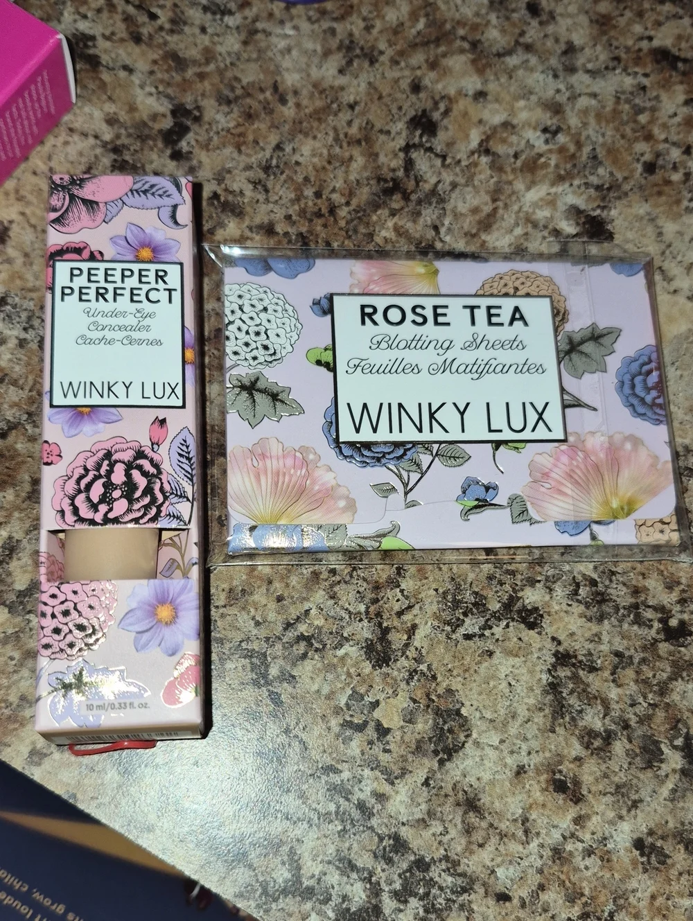 WINKY LUX Floral Rose Tea Blotting Sheets & Peeper Perfect Concealer - Pink